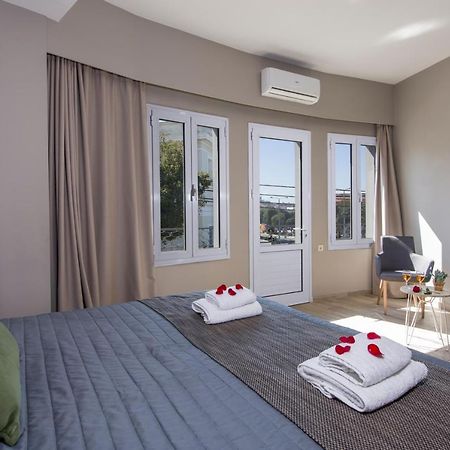 Stoa Suites Chania Chrissi Akti Chania Exterior foto