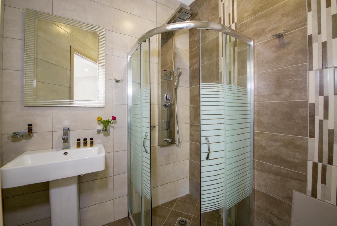 Stoa Suites Chania Chrissi Akti Chania Exterior foto