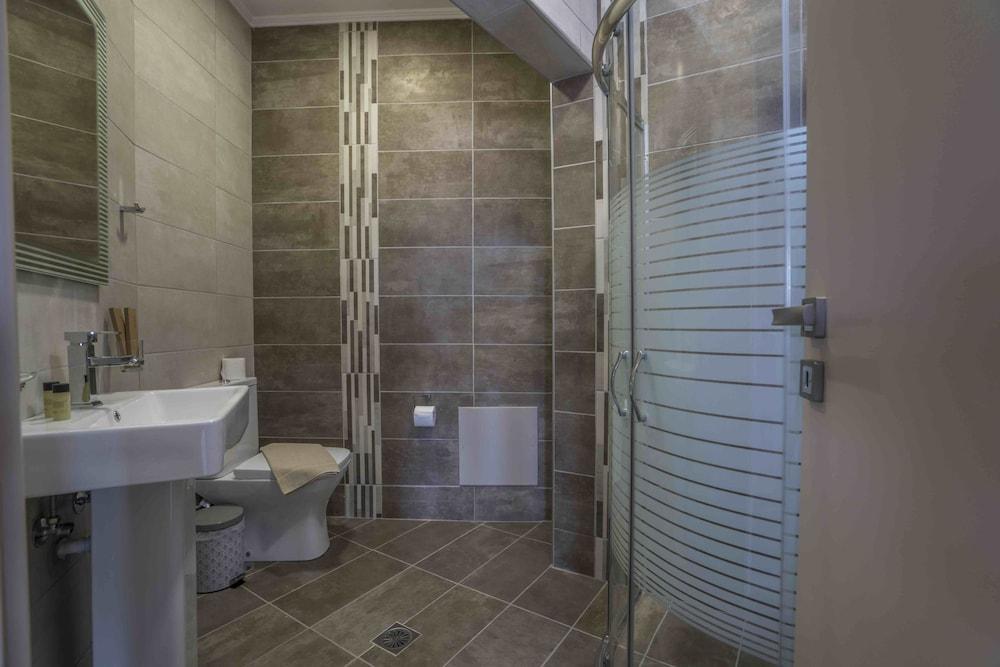 Stoa Suites Chania Chrissi Akti Chania Exterior foto